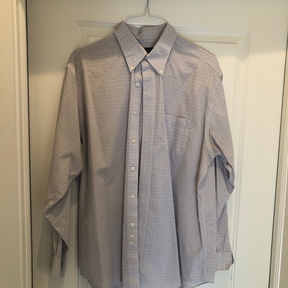 2 Brooks Brothers large Non iron shirts - Picture 4 of 4